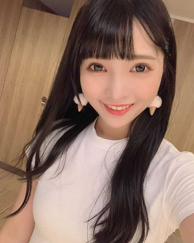 小村庄里的妇人