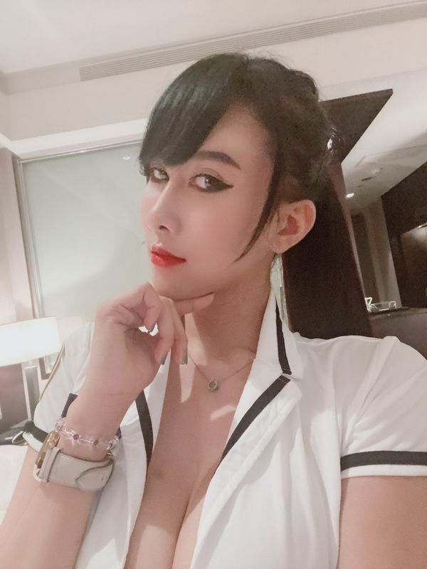 挑情的女秘书